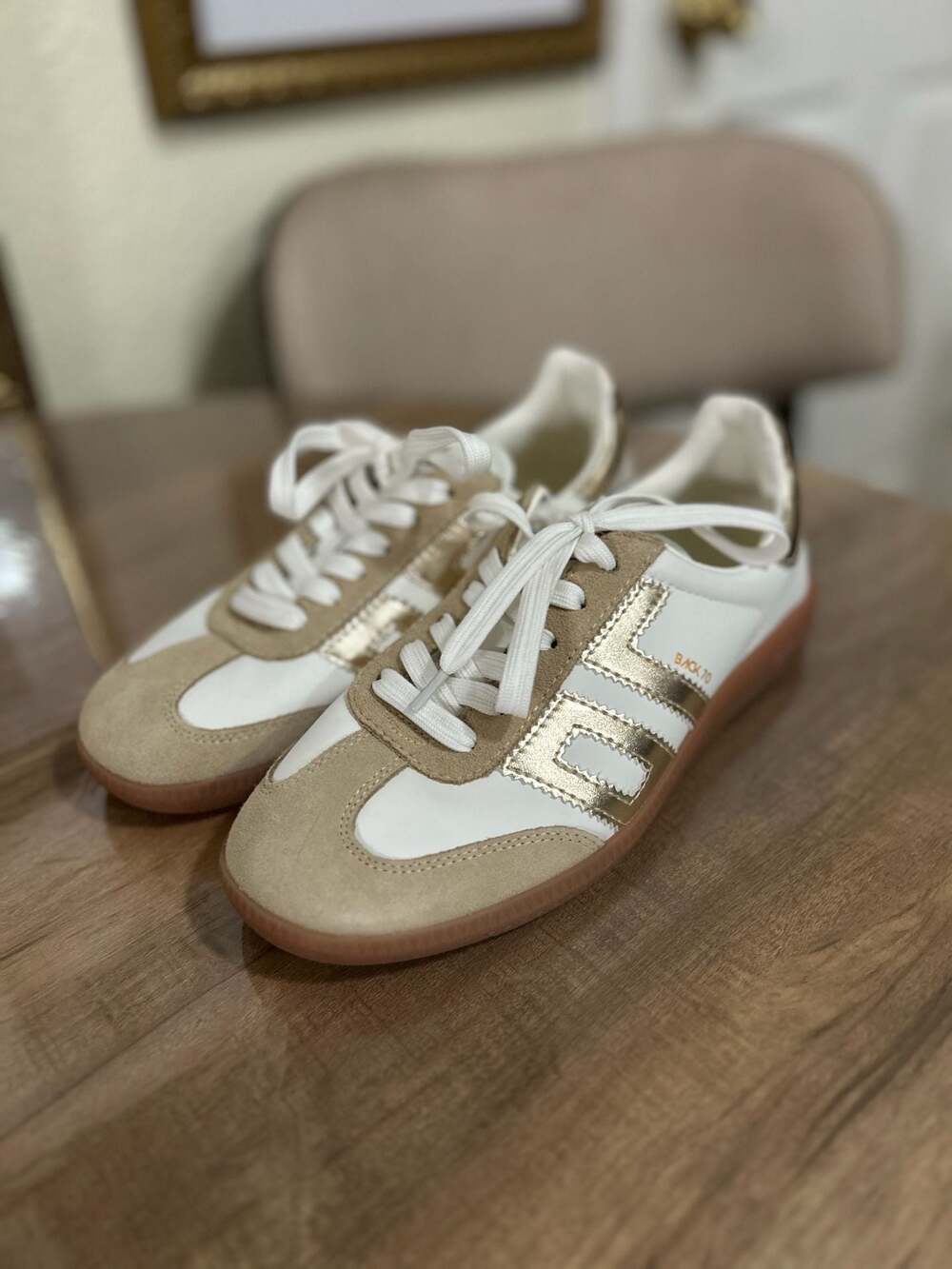 Back 70 Cloud in Beige Sneakers